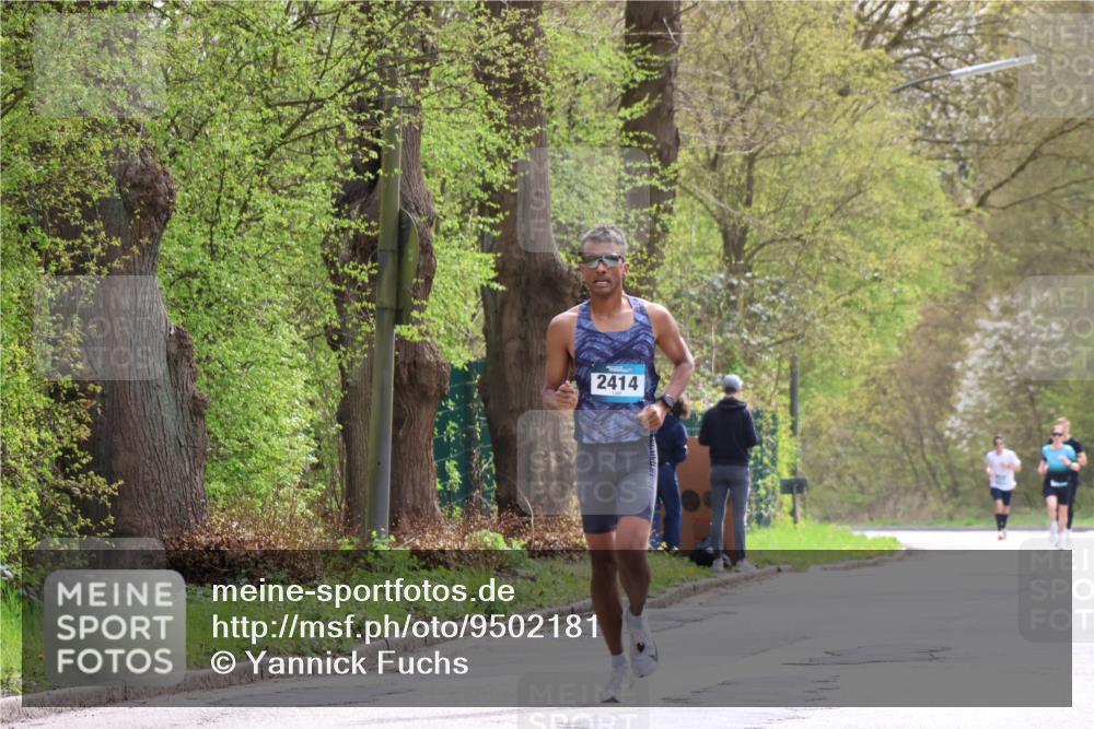 12.04.2026 - 45. Internationalen Wilhelmsburger Insellauf Yannick Fuchs http://msf.ph/oto/9502181 12.04.2026 12:44:05 Laufen 2414 meine-sportfotos.de