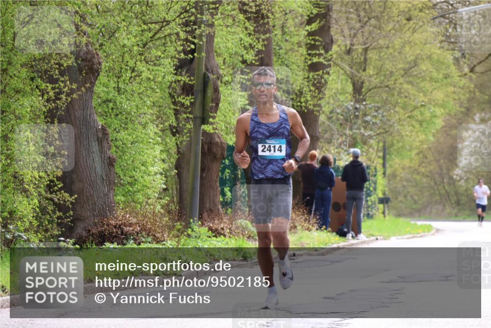 12.04.2026 - 45. Internationalen Wilhelmsburger Insellauf Yannick Fuchs http://msf.ph/oto/9502185 12.04.2026 12:44:06 Laufen 2414 meine-sportfotos.de