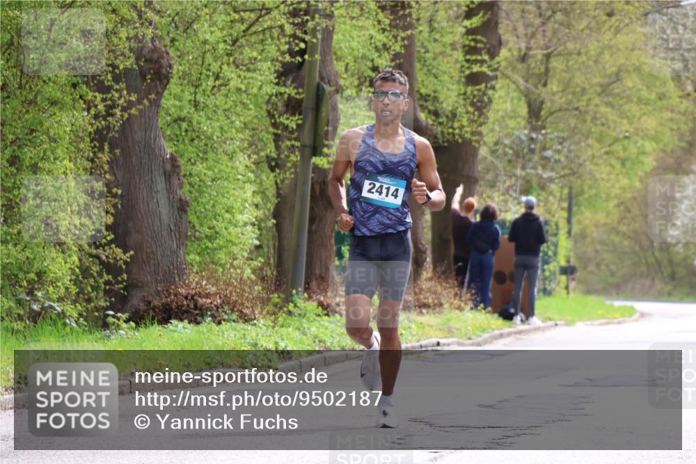12.04.2026 - 45. Internationalen Wilhelmsburger Insellauf Yannick Fuchs http://msf.ph/oto/9502187 12.04.2026 12:44:06 Laufen 2414 meine-sportfotos.de