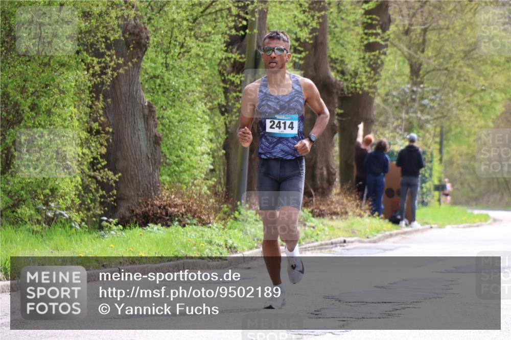 12.04.2026 - 45. Internationalen Wilhelmsburger Insellauf Yannick Fuchs http://msf.ph/oto/9502189 12.04.2026 12:44:06 Laufen 2414 meine-sportfotos.de