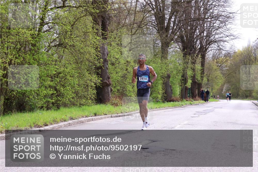 12.04.2026 - 45. Internationalen Wilhelmsburger Insellauf Yannick Fuchs http://msf.ph/oto/9502197 12.04.2026 12:44:09 Laufen 2414 meine-sportfotos.de