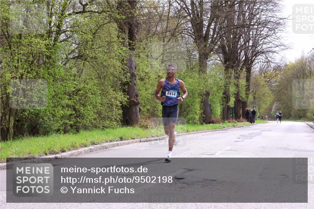 12.04.2026 - 45. Internationalen Wilhelmsburger Insellauf Yannick Fuchs http://msf.ph/oto/9502198 12.04.2026 12:44:09 Laufen 2414 meine-sportfotos.de