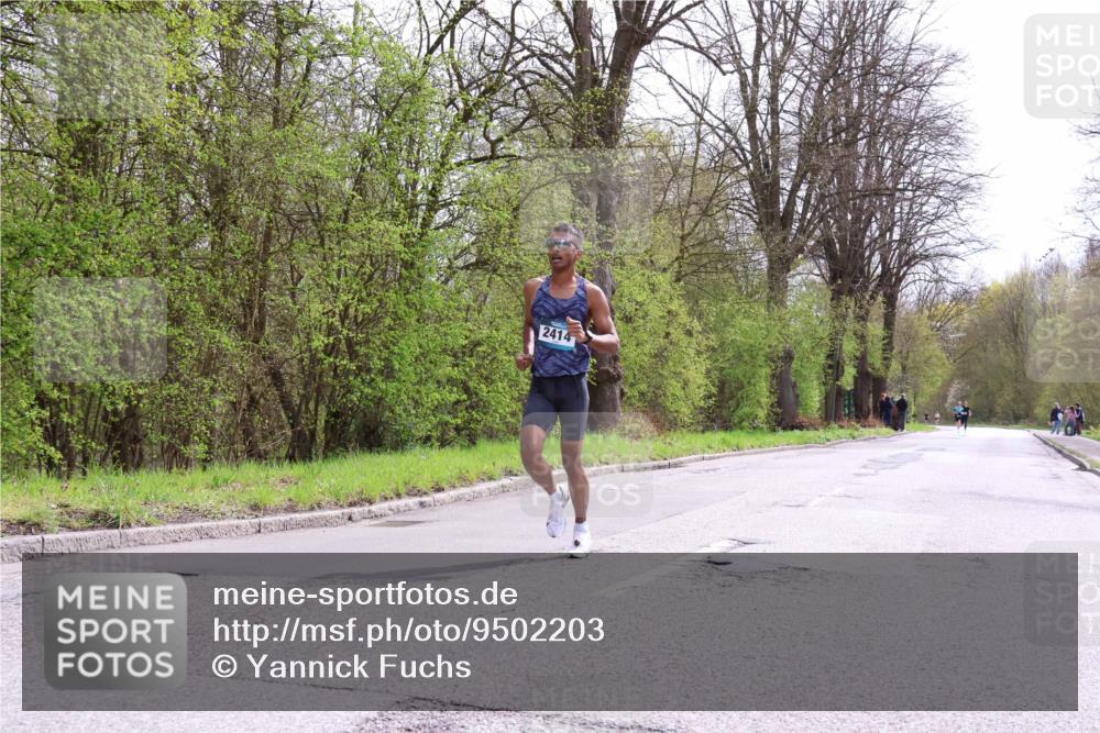 12.04.2026 - 45. Internationalen Wilhelmsburger Insellauf Yannick Fuchs http://msf.ph/oto/9502203 12.04.2026 12:44:10 Laufen 2414 meine-sportfotos.de