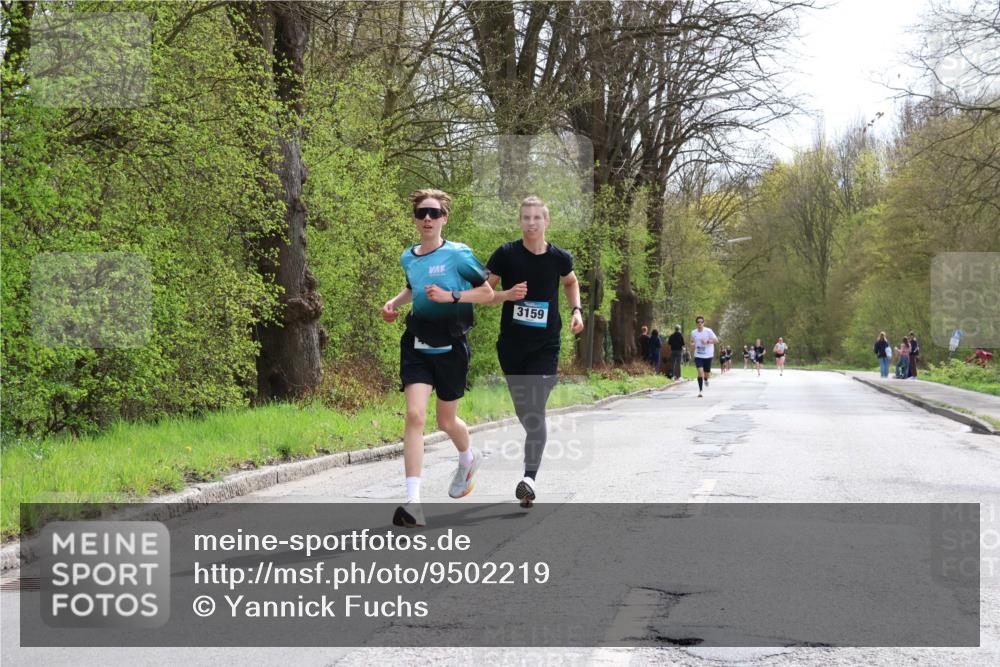 12.04.2026 - 45. Internationalen Wilhelmsburger Insellauf Yannick Fuchs http://msf.ph/oto/9502219 12.04.2026 12:44:25 Laufen 3159 meine-sportfotos.de