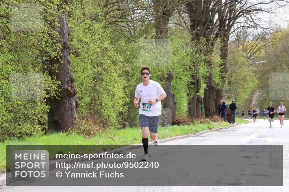 12.04.2026 - 45. Internationalen Wilhelmsburger Insellauf Yannick Fuchs http://msf.ph/oto/9502240 12.04.2026 12:44:33 Laufen 2378 meine-sportfotos.de