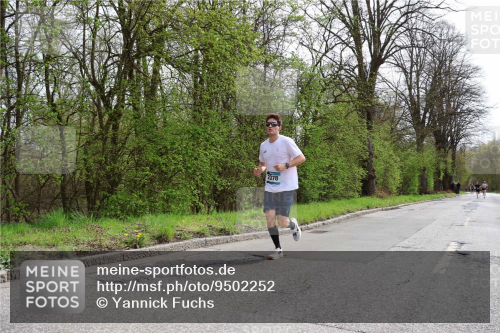 12.04.2026 - 45. Internationalen Wilhelmsburger Insellauf Yannick Fuchs http://msf.ph/oto/9502252 12.04.2026 12:44:35 Laufen 2378 meine-sportfotos.de