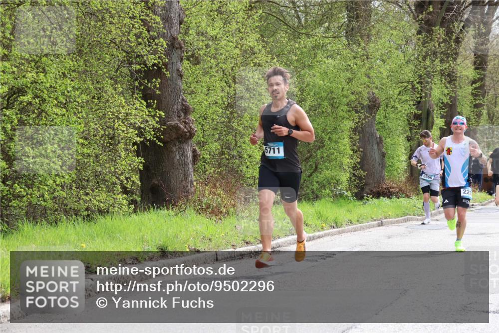 12.04.2026 - 45. Internationalen Wilhelmsburger Insellauf Yannick Fuchs http://msf.ph/oto/9502296 12.04.2026 12:44:51 Laufen 5711, 5566, 22 meine-sportfotos.de