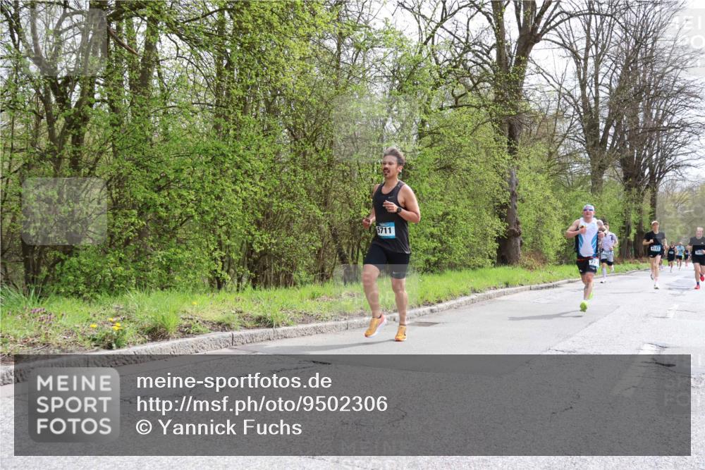 12.04.2026 - 45. Internationalen Wilhelmsburger Insellauf Yannick Fuchs http://msf.ph/oto/9502306 12.04.2026 12:44:53 Laufen 5711 meine-sportfotos.de