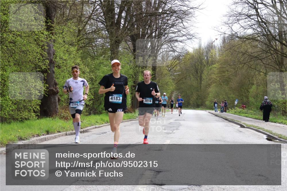 12.04.2026 - 45. Internationalen Wilhelmsburger Insellauf Yannick Fuchs http://msf.ph/oto/9502315 12.04.2026 12:44:55 Laufen 4183, 3816, 5566 meine-sportfotos.de