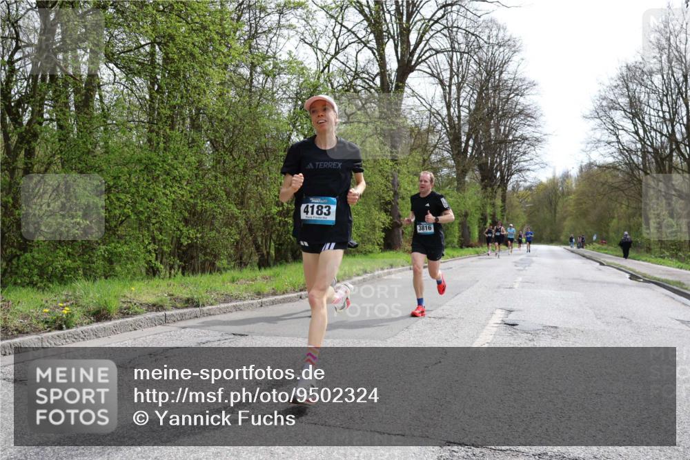 12.04.2026 - 45. Internationalen Wilhelmsburger Insellauf Yannick Fuchs http://msf.ph/oto/9502324 12.04.2026 12:44:56 Laufen 4183, 3816 meine-sportfotos.de