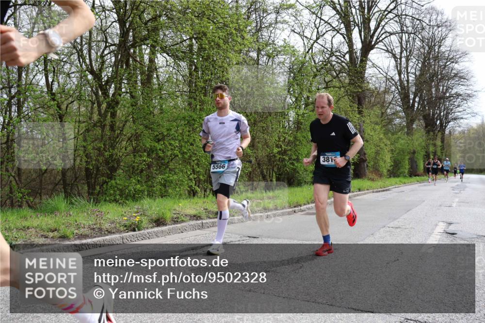 12.04.2026 - 45. Internationalen Wilhelmsburger Insellauf Yannick Fuchs http://msf.ph/oto/9502328 12.04.2026 12:44:57 Laufen 3812, 5566 meine-sportfotos.de