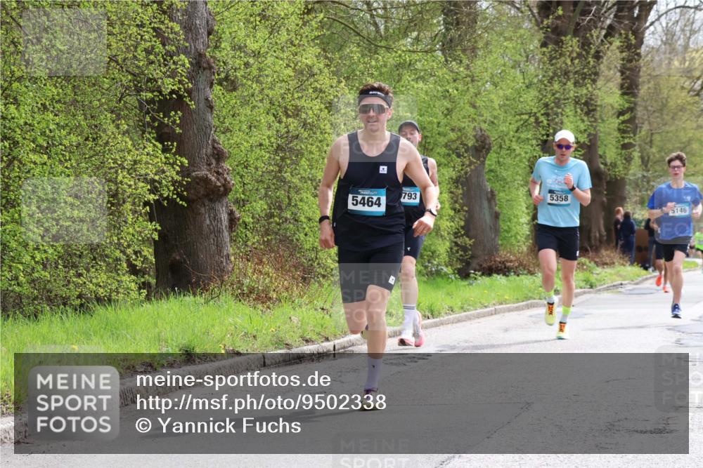 12.04.2026 - 45. Internationalen Wilhelmsburger Insellauf Yannick Fuchs http://msf.ph/oto/9502338 12.04.2026 12:45:00 Laufen 5464, 793, 5358, 5146 meine-sportfotos.de