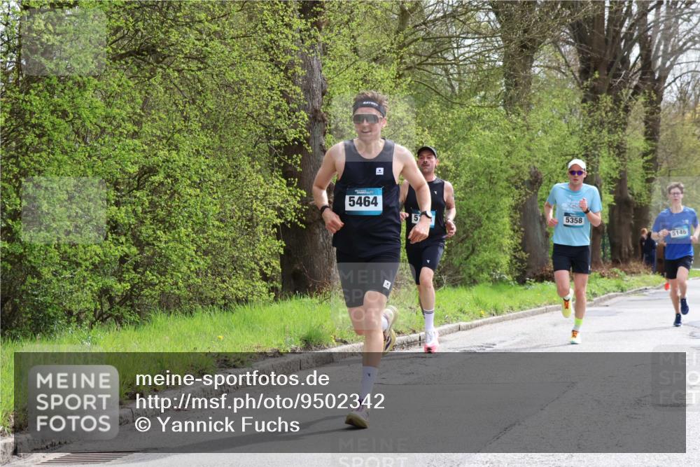 12.04.2026 - 45. Internationalen Wilhelmsburger Insellauf Yannick Fuchs http://msf.ph/oto/9502342 12.04.2026 12:45:01 Laufen 5464, 57, 5358, 5146 meine-sportfotos.de