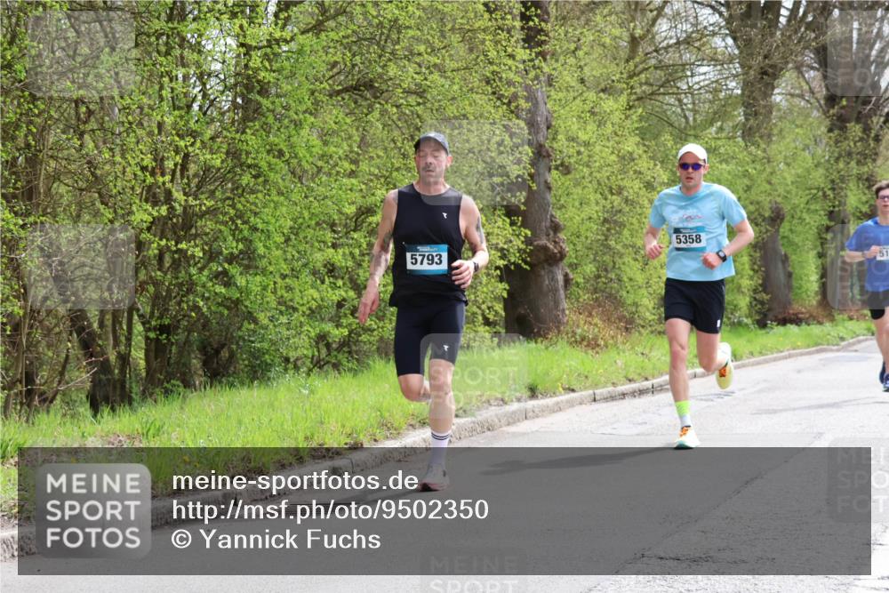 12.04.2026 - 45. Internationalen Wilhelmsburger Insellauf Yannick Fuchs http://msf.ph/oto/9502350 12.04.2026 12:45:02 Laufen 5358, 5793, 51 meine-sportfotos.de