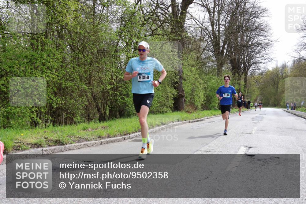 12.04.2026 - 45. Internationalen Wilhelmsburger Insellauf Yannick Fuchs http://msf.ph/oto/9502358 12.04.2026 12:45:04 Laufen 30, 5358, 5146 meine-sportfotos.de
