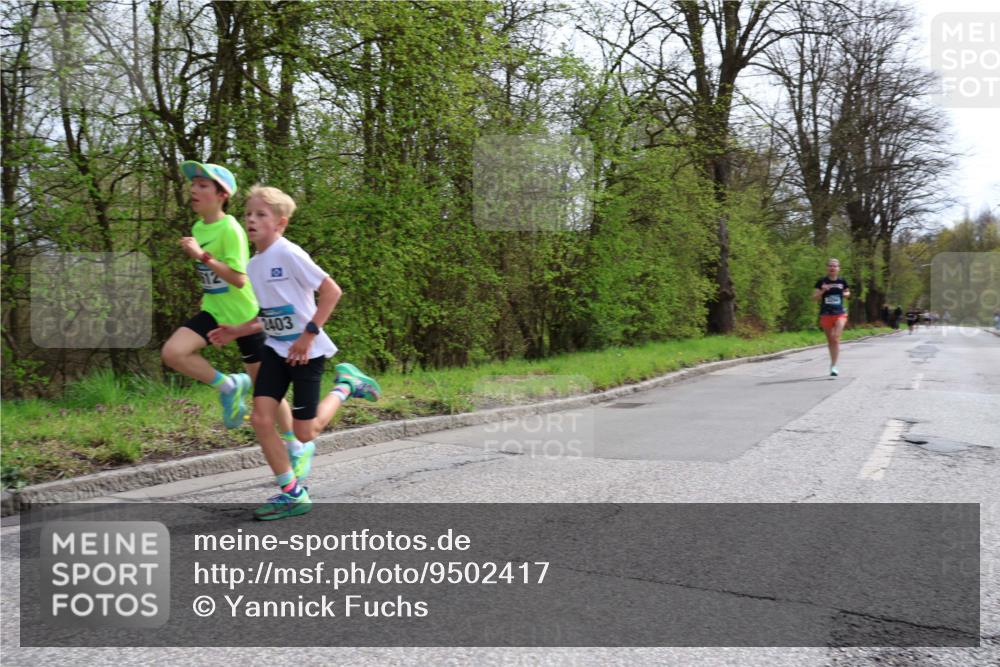 12.04.2026 - 45. Internationalen Wilhelmsburger Insellauf Yannick Fuchs http://msf.ph/oto/9502417 12.04.2026 12:45:16 Laufen 10, 2403 meine-sportfotos.de