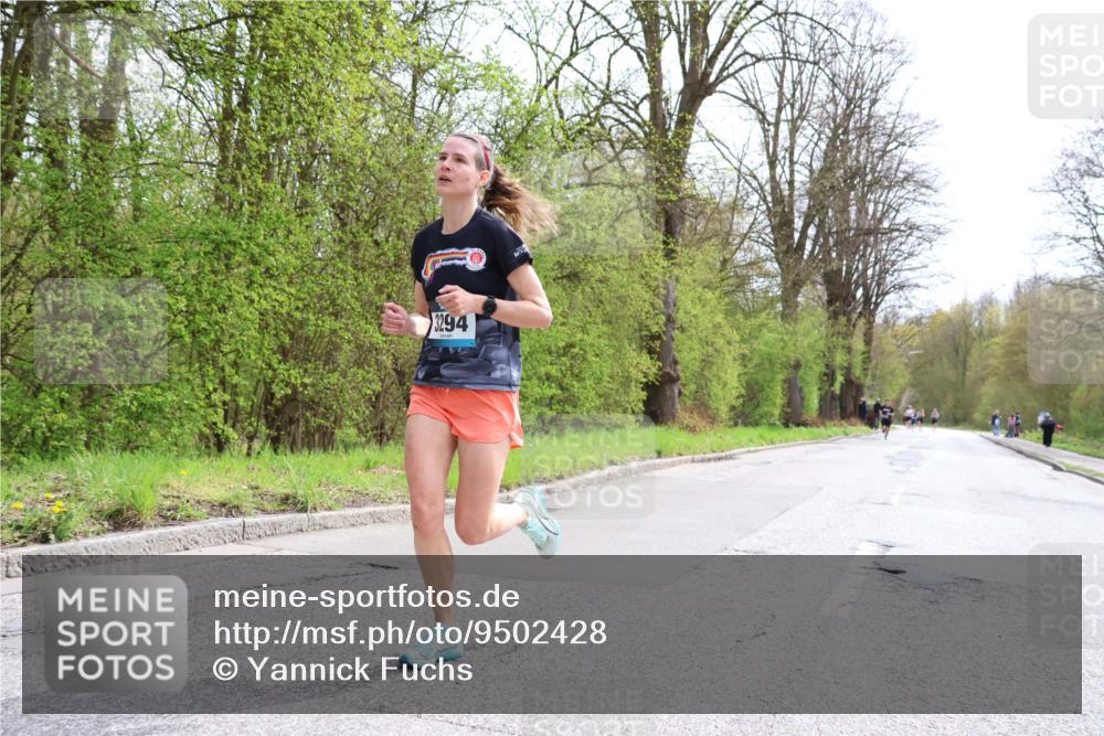 12.04.2026 - 45. Internationalen Wilhelmsburger Insellauf Yannick Fuchs http://msf.ph/oto/9502428 12.04.2026 12:45:19 Laufen 3294 meine-sportfotos.de