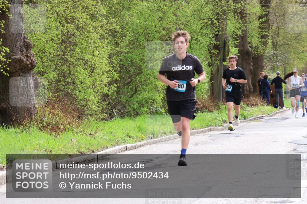 12.04.2026 - 45. Internationalen Wilhelmsburger Insellauf Yannick Fuchs http://msf.ph/oto/9502434 12.04.2026 12:45:26 Laufen 80, 734, 5483, 5678 meine-sportfotos.de