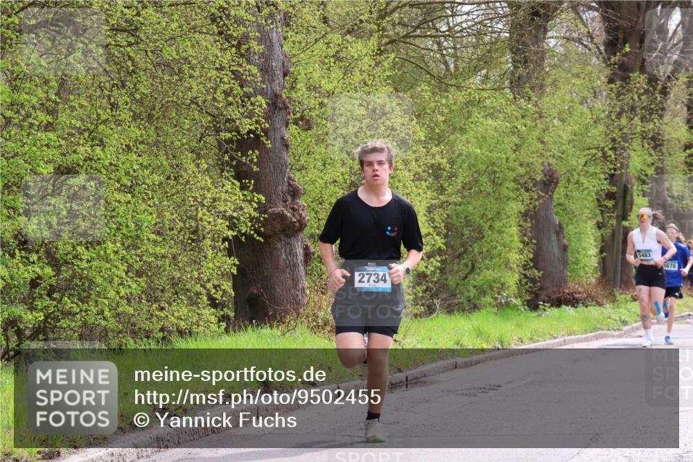 12.04.2026 - 45. Internationalen Wilhelmsburger Insellauf Yannick Fuchs http://msf.ph/oto/9502455 12.04.2026 12:45:31 Laufen 2734, 5483, 5678 meine-sportfotos.de