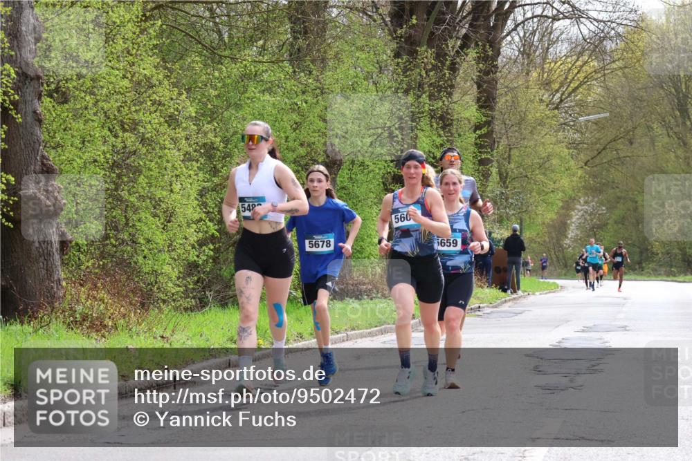 12.04.2026 - 45. Internationalen Wilhelmsburger Insellauf Yannick Fuchs http://msf.ph/oto/9502472 12.04.2026 12:45:34 Laufen 542, 5678, 560, 5659 meine-sportfotos.de
