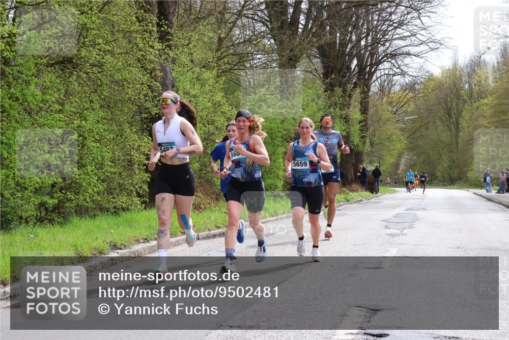 12.04.2026 - 45. Internationalen Wilhelmsburger Insellauf Yannick Fuchs http://msf.ph/oto/9502481 12.04.2026 12:45:35 Laufen 5482, 560, 5659 meine-sportfotos.de