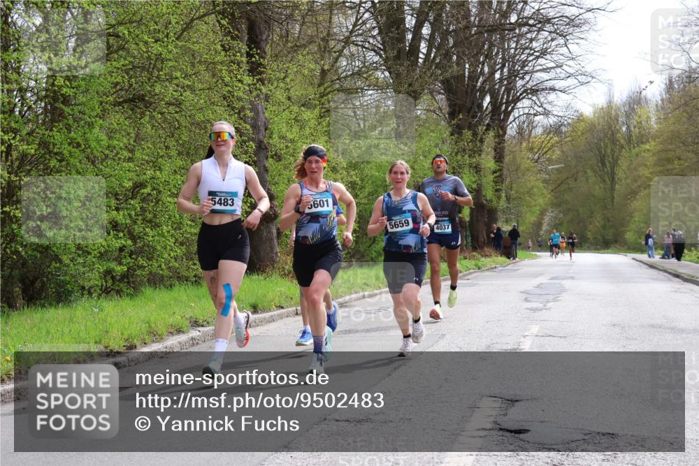 12.04.2026 - 45. Internationalen Wilhelmsburger Insellauf Yannick Fuchs http://msf.ph/oto/9502483 12.04.2026 12:45:36 Laufen 5483, 5601, 5659, 4037 meine-sportfotos.de