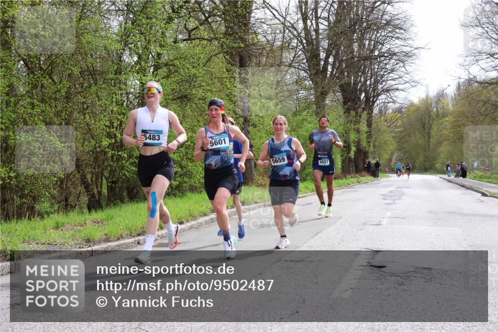 12.04.2026 - 45. Internationalen Wilhelmsburger Insellauf Yannick Fuchs http://msf.ph/oto/9502487 12.04.2026 12:45:36 Laufen 5483, 5601, 5659, 4037 meine-sportfotos.de