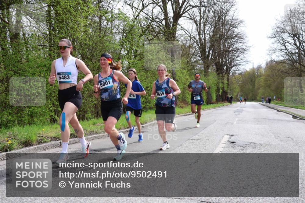 12.04.2026 - 45. Internationalen Wilhelmsburger Insellauf Yannick Fuchs http://msf.ph/oto/9502491 12.04.2026 12:45:37 Laufen 5483, 5601, 5678, 5659, 4037 meine-sportfotos.de