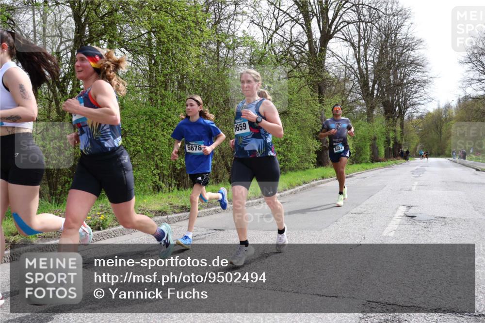 12.04.2026 - 45. Internationalen Wilhelmsburger Insellauf Yannick Fuchs http://msf.ph/oto/9502494 12.04.2026 12:45:37 Laufen 5678, 5659, 4037 meine-sportfotos.de