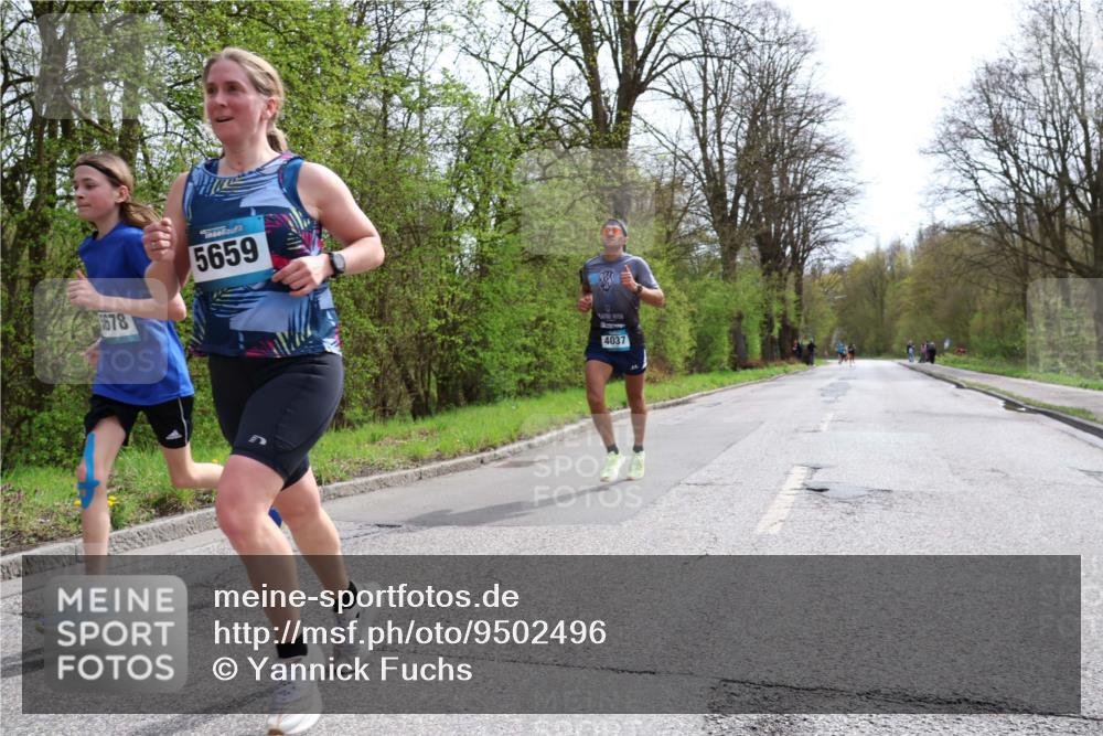 12.04.2026 - 45. Internationalen Wilhelmsburger Insellauf Yannick Fuchs http://msf.ph/oto/9502496 12.04.2026 12:45:38 Laufen 6678, 5659, 4037 meine-sportfotos.de