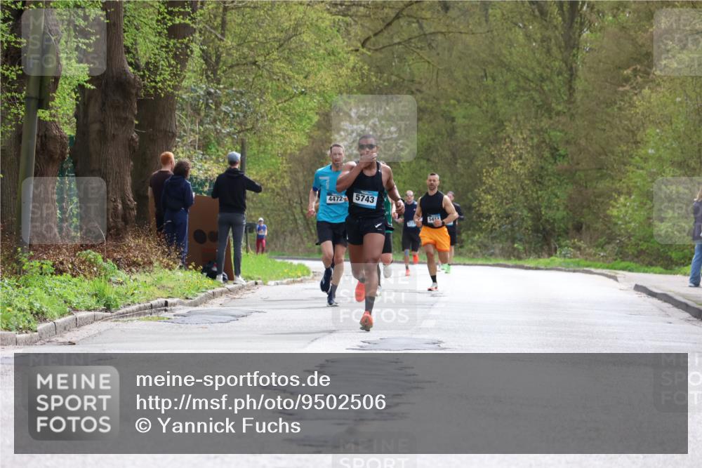 12.04.2026 - 45. Internationalen Wilhelmsburger Insellauf Yannick Fuchs http://msf.ph/oto/9502506 12.04.2026 12:45:44 Laufen 4472, 5743, 54 meine-sportfotos.de