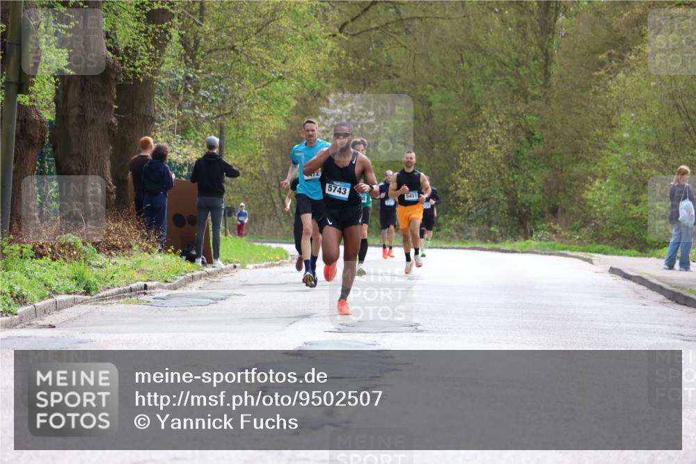 12.04.2026 - 45. Internationalen Wilhelmsburger Insellauf Yannick Fuchs http://msf.ph/oto/9502507 12.04.2026 12:45:44 Laufen 72, 5743, 5411 meine-sportfotos.de