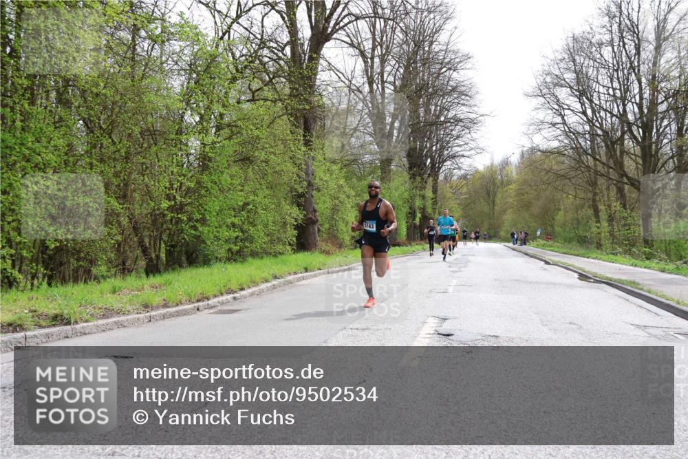 12.04.2026 - 45. Internationalen Wilhelmsburger Insellauf Yannick Fuchs http://msf.ph/oto/9502534 12.04.2026 12:45:51 Laufen 5743 meine-sportfotos.de