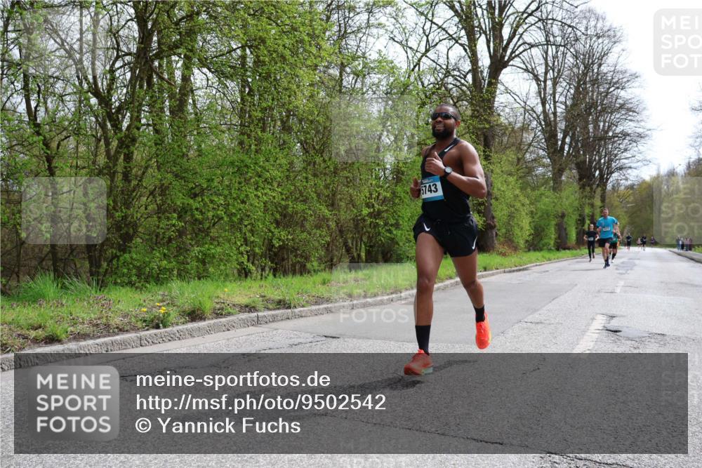 12.04.2026 - 45. Internationalen Wilhelmsburger Insellauf Yannick Fuchs http://msf.ph/oto/9502542 12.04.2026 12:45:53 Laufen 5743 meine-sportfotos.de