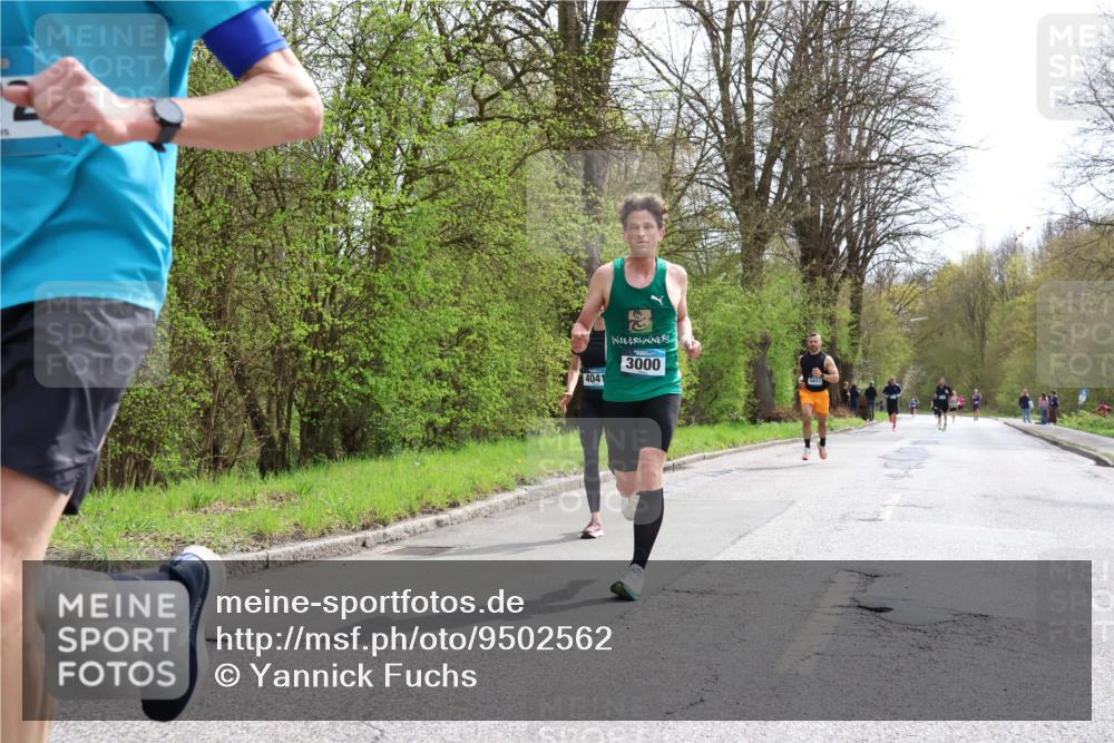 12.04.2026 - 45. Internationalen Wilhelmsburger Insellauf Yannick Fuchs http://msf.ph/oto/9502562 12.04.2026 12:45:57 Laufen 4041, 3000, 5411 meine-sportfotos.de