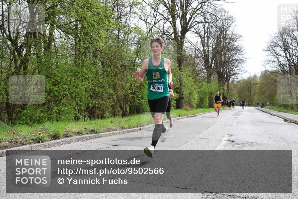 12.04.2026 - 45. Internationalen Wilhelmsburger Insellauf Yannick Fuchs http://msf.ph/oto/9502566 12.04.2026 12:45:58 Laufen 3000 meine-sportfotos.de