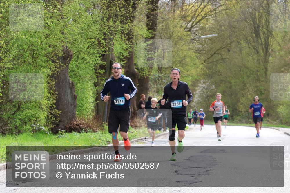 12.04.2026 - 45. Internationalen Wilhelmsburger Insellauf Yannick Fuchs http://msf.ph/oto/9502587 12.04.2026 12:46:04 Laufen 3177, 5825, 2235, 6513 meine-sportfotos.de