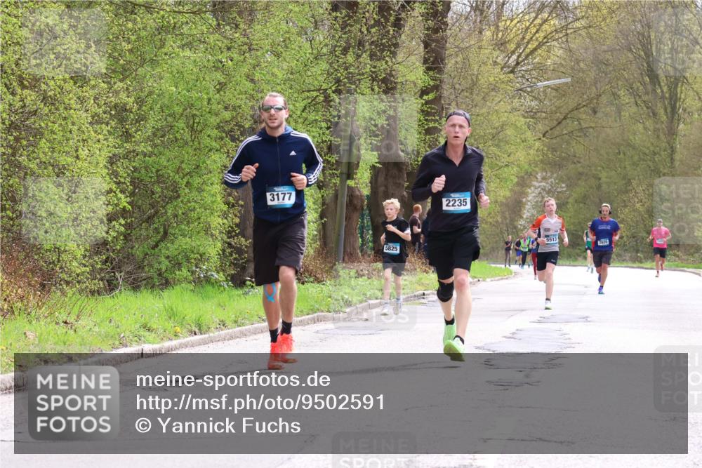 12.04.2026 - 45. Internationalen Wilhelmsburger Insellauf Yannick Fuchs http://msf.ph/oto/9502591 12.04.2026 12:46:05 Laufen 3177, 5825, 2235, 5513, 2820 meine-sportfotos.de