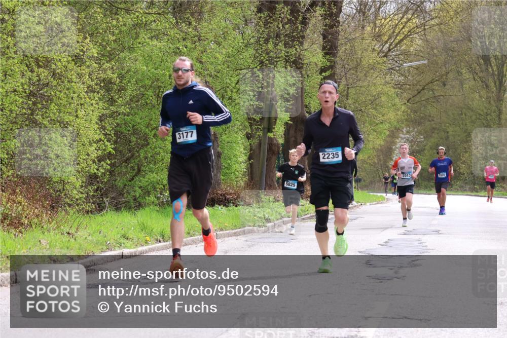 12.04.2026 - 45. Internationalen Wilhelmsburger Insellauf Yannick Fuchs http://msf.ph/oto/9502594 12.04.2026 12:46:06 Laufen 3177, 5825, 2235, 5513, 2820 meine-sportfotos.de