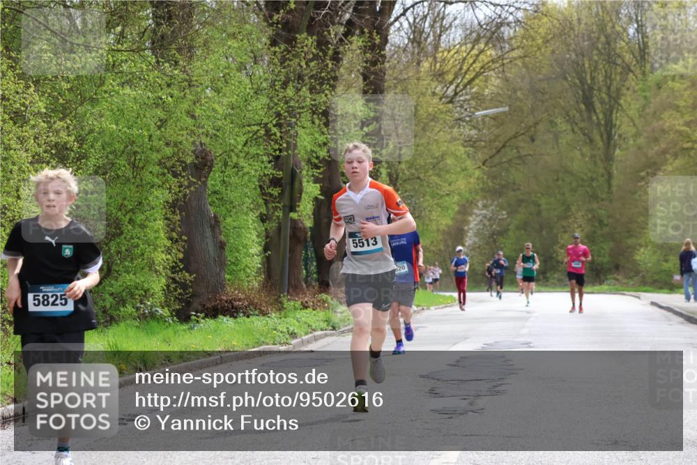 12.04.2026 - 45. Internationalen Wilhelmsburger Insellauf Yannick Fuchs http://msf.ph/oto/9502616 12.04.2026 12:46:11 Laufen 5825, 25, 5513, 20 meine-sportfotos.de