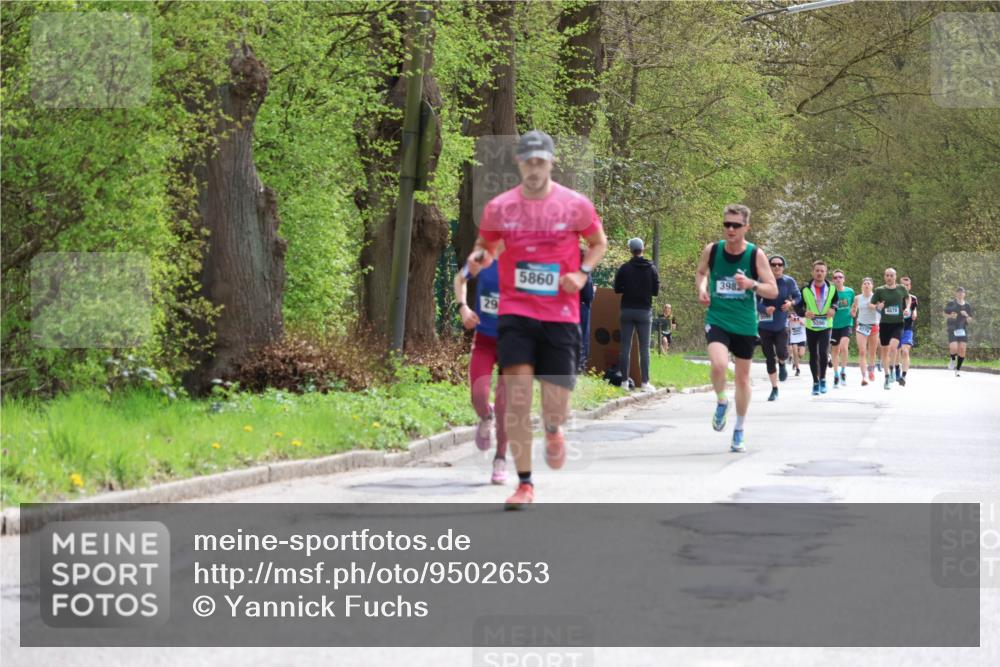12.04.2026 - 45. Internationalen Wilhelmsburger Insellauf Yannick Fuchs http://msf.ph/oto/9502653 12.04.2026 12:46:20 Laufen 29, 5860, 398, 4676 meine-sportfotos.de