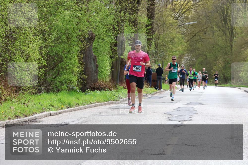 12.04.2026 - 45. Internationalen Wilhelmsburger Insellauf Yannick Fuchs http://msf.ph/oto/9502656 12.04.2026 12:46:21 Laufen 5860, 3982 meine-sportfotos.de
