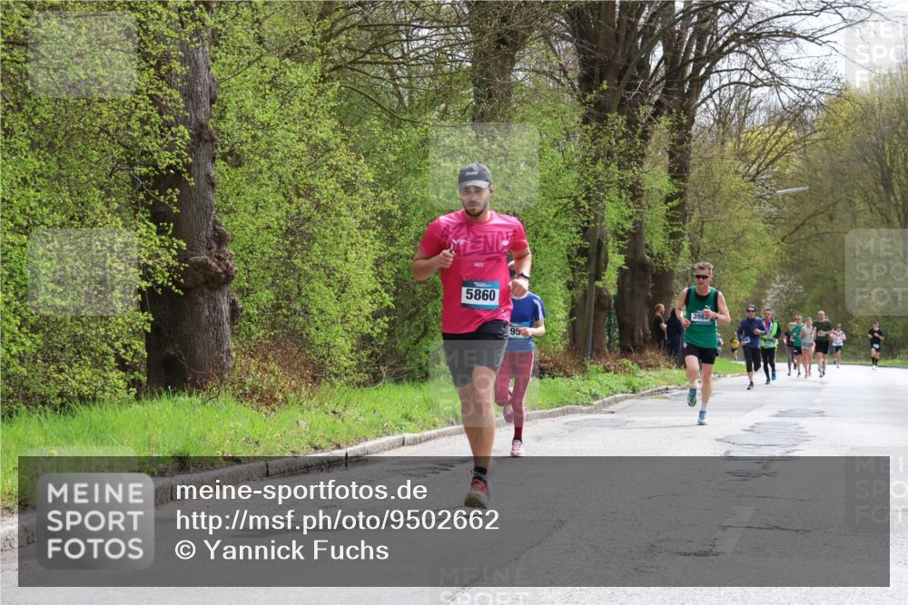 12.04.2026 - 45. Internationalen Wilhelmsburger Insellauf Yannick Fuchs http://msf.ph/oto/9502662 12.04.2026 12:46:23 Laufen 5860, 95, 398 meine-sportfotos.de