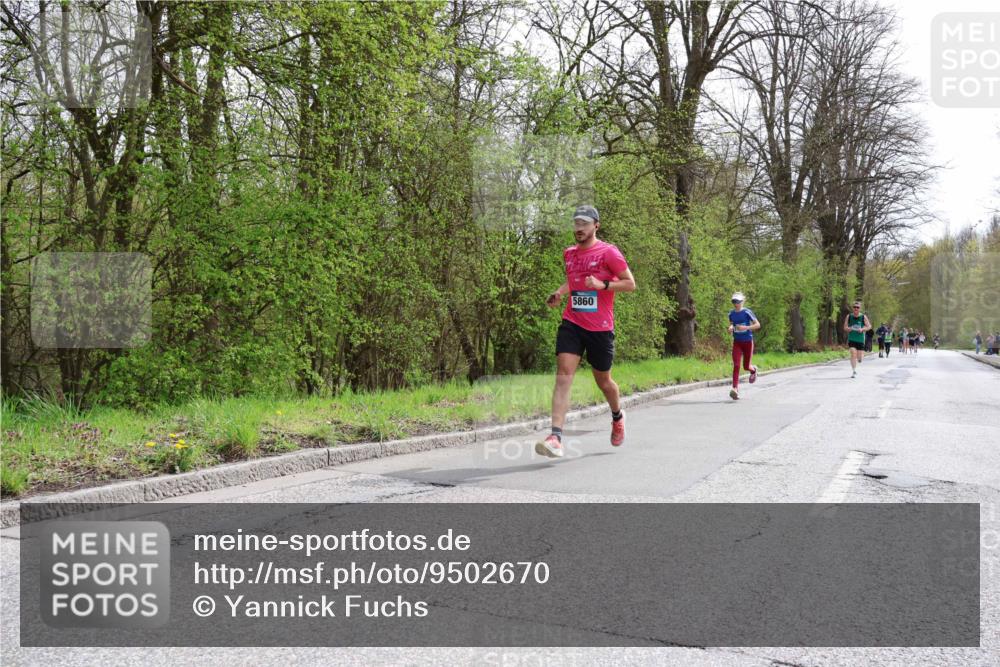 12.04.2026 - 45. Internationalen Wilhelmsburger Insellauf Yannick Fuchs http://msf.ph/oto/9502670 12.04.2026 12:46:25 Laufen 5860 meine-sportfotos.de