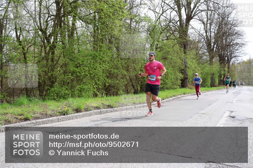 12.04.2026 - 45. Internationalen Wilhelmsburger Insellauf Yannick Fuchs http://msf.ph/oto/9502671 12.04.2026 12:46:25 Laufen 5860 meine-sportfotos.de