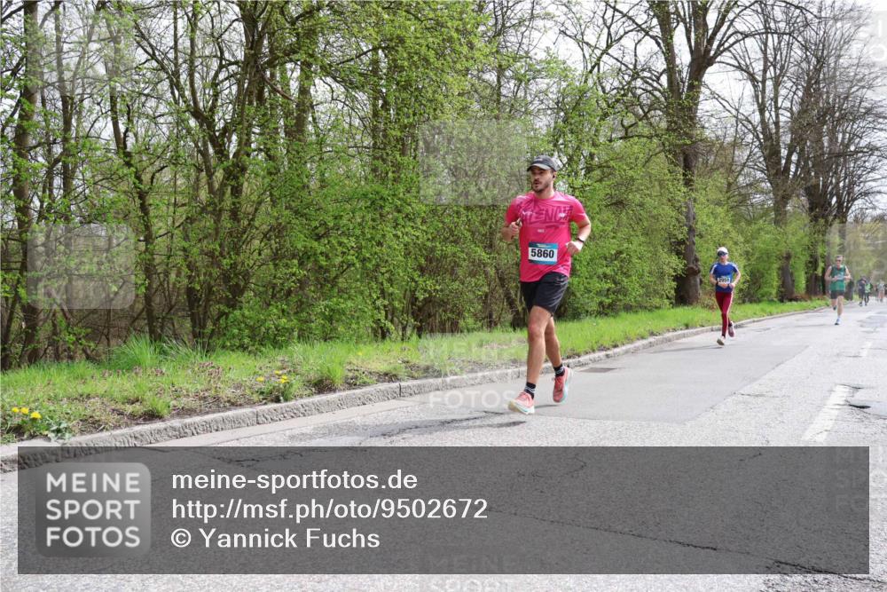 12.04.2026 - 45. Internationalen Wilhelmsburger Insellauf Yannick Fuchs http://msf.ph/oto/9502672 12.04.2026 12:46:25 Laufen 5860 meine-sportfotos.de
