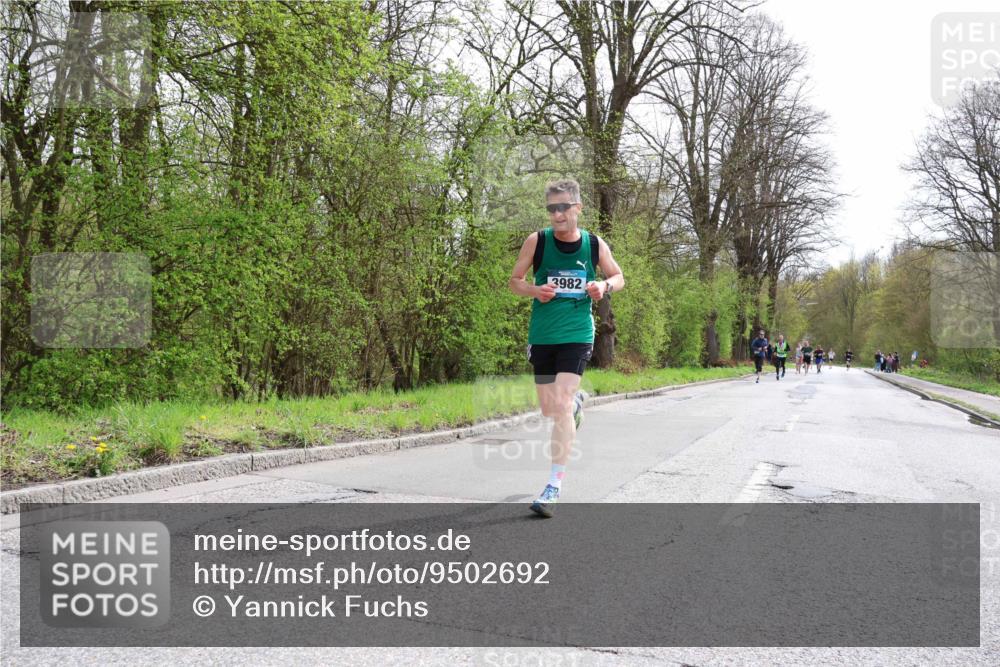 12.04.2026 - 45. Internationalen Wilhelmsburger Insellauf Yannick Fuchs http://msf.ph/oto/9502692 12.04.2026 12:46:29 Laufen 3982 meine-sportfotos.de