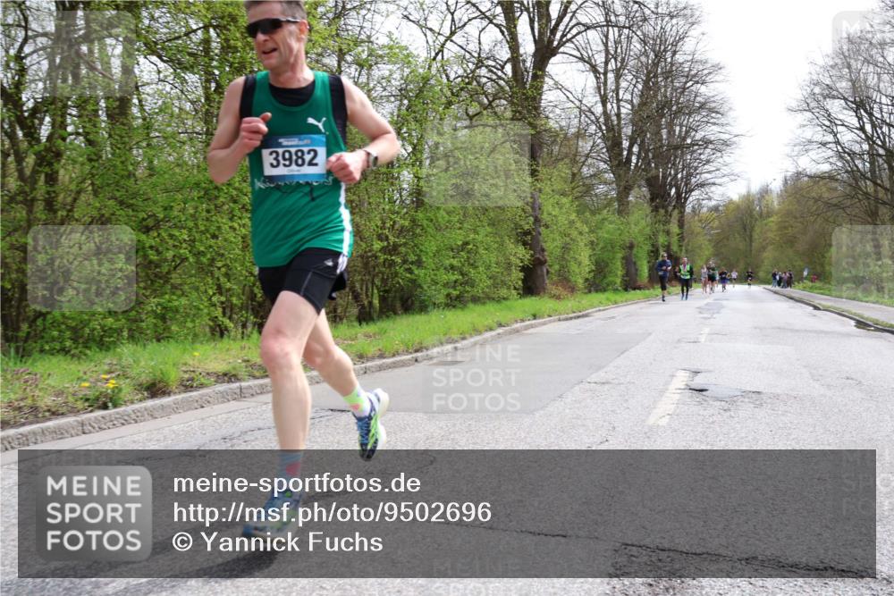 12.04.2026 - 45. Internationalen Wilhelmsburger Insellauf Yannick Fuchs http://msf.ph/oto/9502696 12.04.2026 12:46:30 Laufen 3982 meine-sportfotos.de
