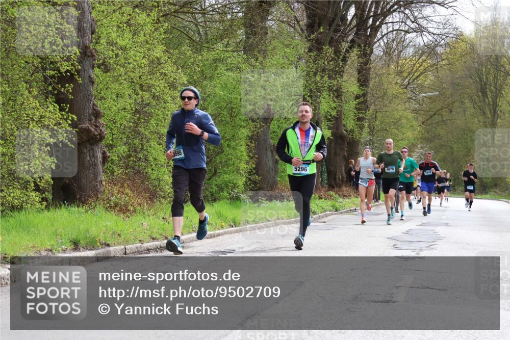 12.04.2026 - 45. Internationalen Wilhelmsburger Insellauf Yannick Fuchs http://msf.ph/oto/9502709 12.04.2026 12:46:33 Laufen 5595, 5296, 4079, 4678 meine-sportfotos.de