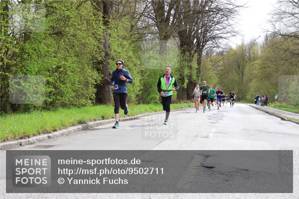 12.04.2026 - 45. Internationalen Wilhelmsburger Insellauf Yannick Fuchs http://msf.ph/oto/9502711 12.04.2026 12:46:34 Laufen 5296, 4079 meine-sportfotos.de